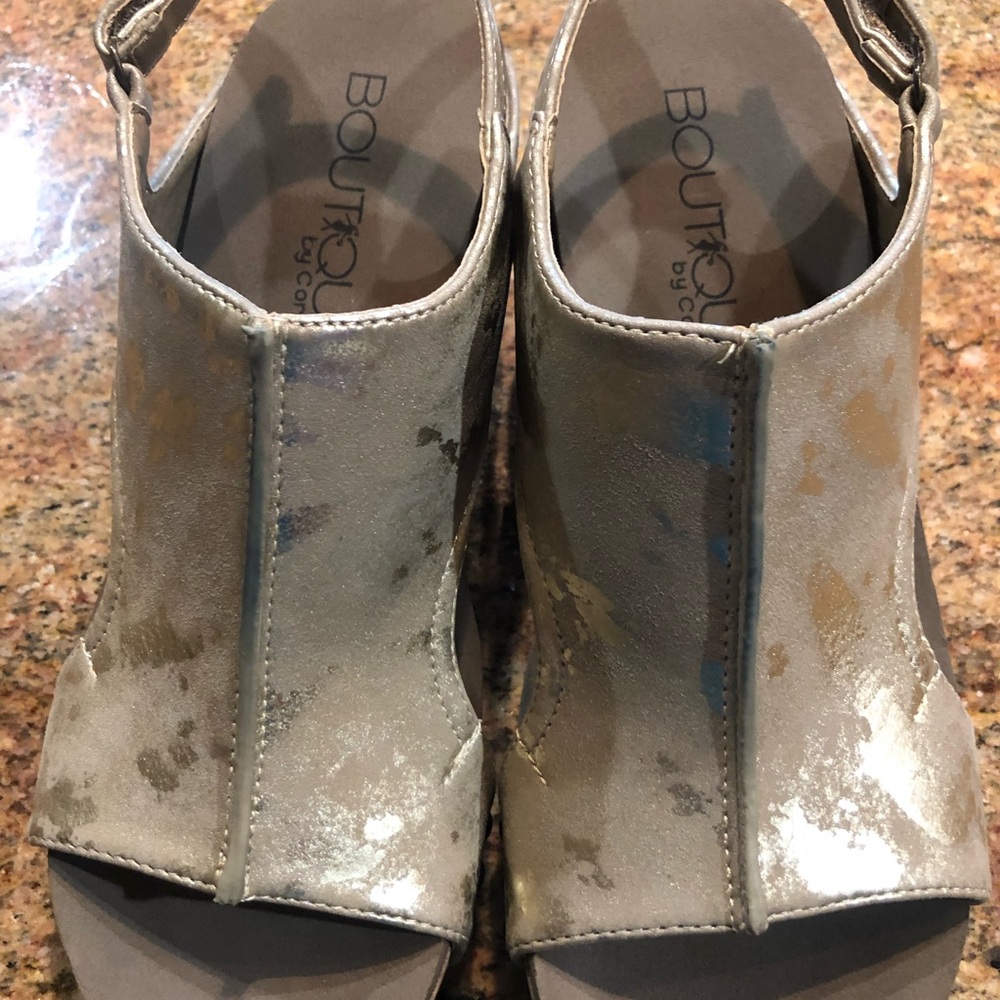 Corky’s wedges